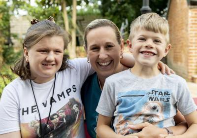 Annabelle and Robbie with mum Lisa