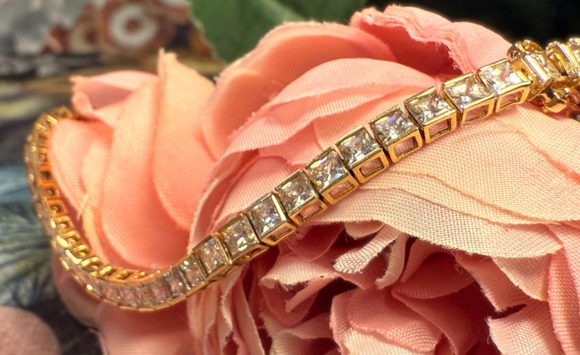 A beautiful diamond bracelet