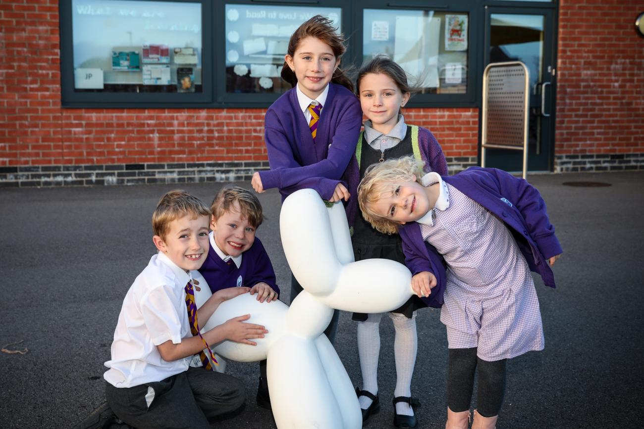 School children will design Swinpup sculptures