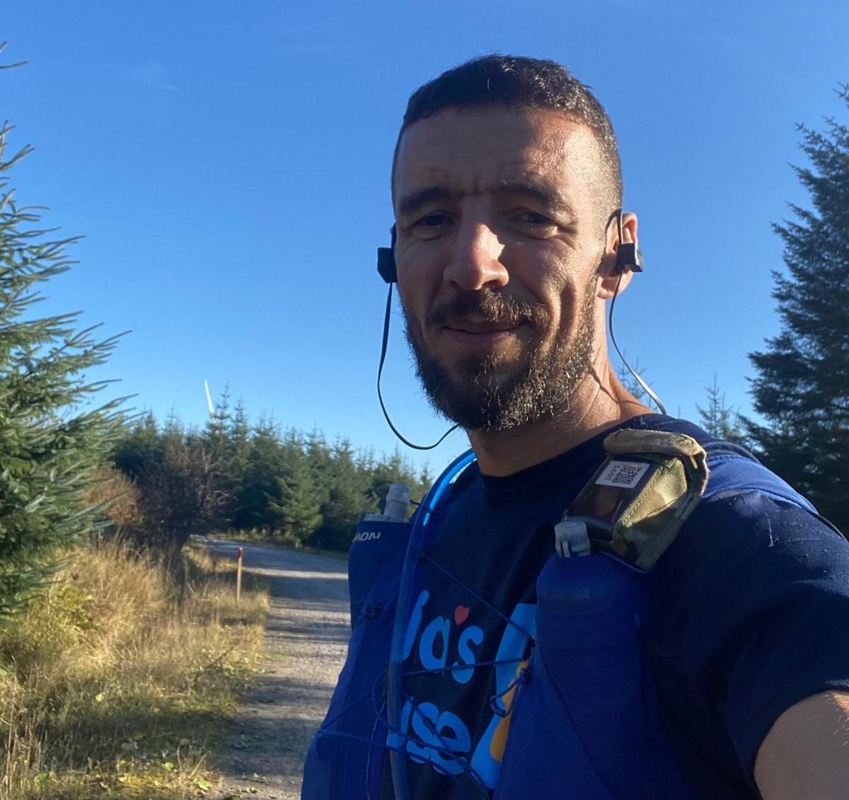 Alex will take on a 380 mile challenge for Julia's House